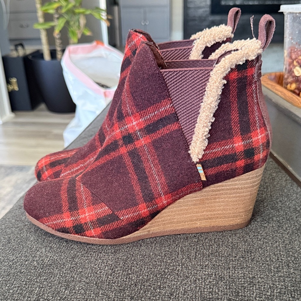 Toms Burgundy and Red Plaid Wedge Ankle Boots